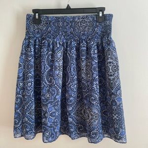 White House Black Market Soft Print Skirt Blue Ultra Marine Small